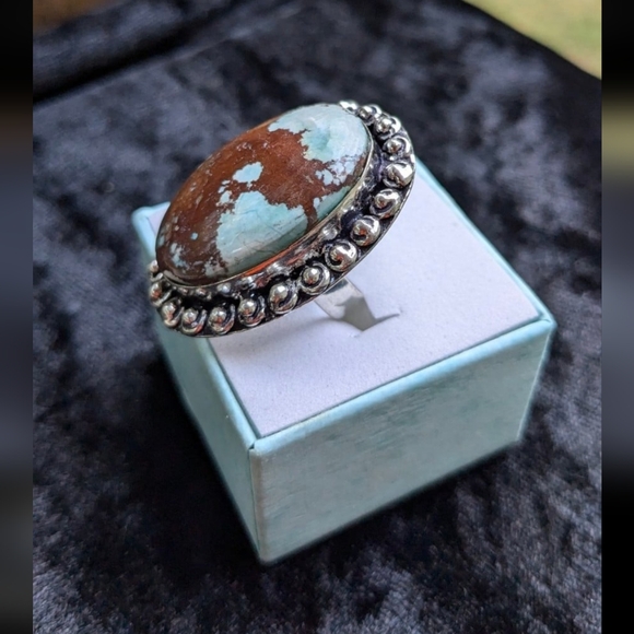 Handcrafted Oval Turquoise Ring - Picture 2 of 11